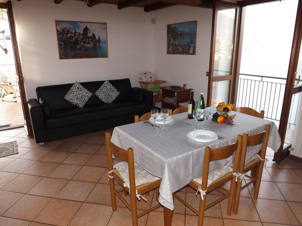 Exclusive Villa Crotto Lake View Varenna Quarto foto